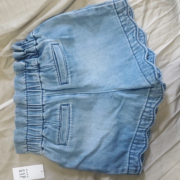 Girls jean shorts - Picture 2 of 2